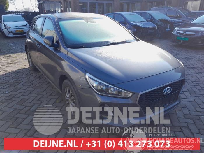 Hyundai I-30 i30 (PDEB5/PDEBB/PDEBD/PDEBE), Hatchback, 2016 1.0 T-GDI 12V
