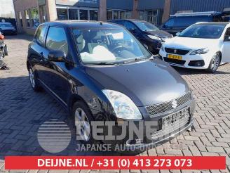 Salvage car Suzuki Swift Swift (ZA/ZC/ZD1/2/3/9), Hatchback, 2005 / 2011 1.5 VVT 16V 2008/9