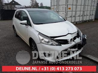 Uttjänta bilar auto Toyota Verso Verso, MPV, 2009 / 2018 2.0 16V D-4D-F 2013/10