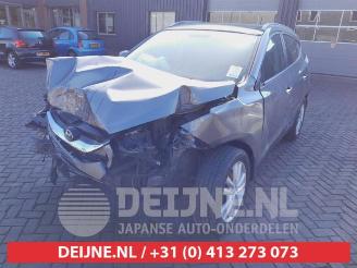 Hyundai Ix35 iX35 (LM), SUV, 2009 / 2015 2.0 CRDi 16V 4x4 picture 3