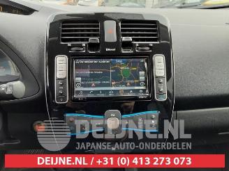 Nissan Leaf Leaf (ZE0), Hatchback, 2010 / 2017 Leaf picture 21