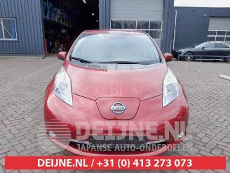 Nissan Leaf Leaf (ZE0), Hatchback, 2010 / 2017 Leaf picture 2