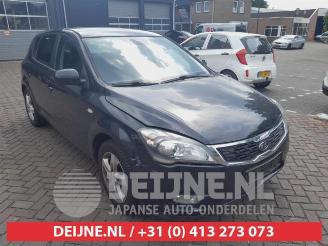 Kia Cee d Cee'd (EDB5), Hatchback 5-drs, 2006 / 2012 1.4 CVVT 16V picture 1