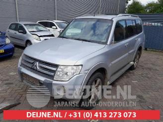 Mitsubishi Pajero Pajero Hardtop (V8/9), Terreinwagen, 2007 3.2 DI-D 16V Autom. picture 3