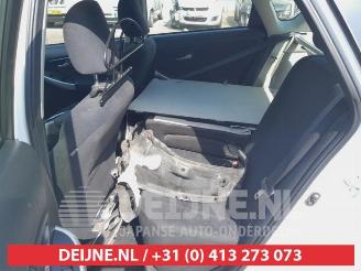 Toyota Prius Prius (ZVW3), Hatchback, 2009 / 2016 1.8 16V picture 13