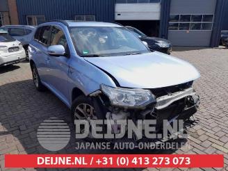  Mitsubishi Outlander Outlander (GF/GG), SUV, 2012 / 2022 2.0 16V PHEV 4x4 2013/11