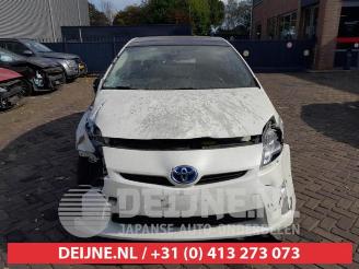 Toyota Prius Prius (ZVW3), Hatchback, 2009 / 2016 1.8 16V picture 2