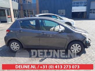 Toyota Yaris Yaris III (P13), Hatchback, 2010 / 2020 1.0 12V VVT-i picture 8