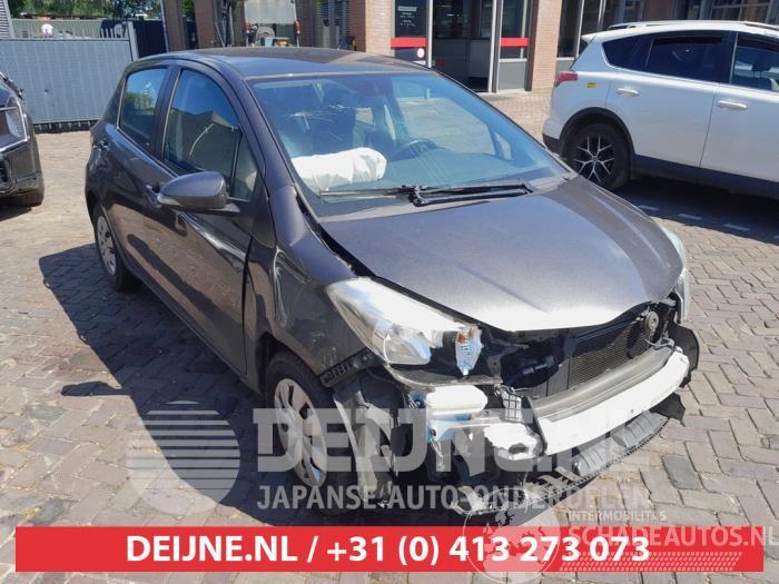 Toyota Yaris Yaris III (P13), Hatchback, 2010 / 2020 1.0 12V VVT-i