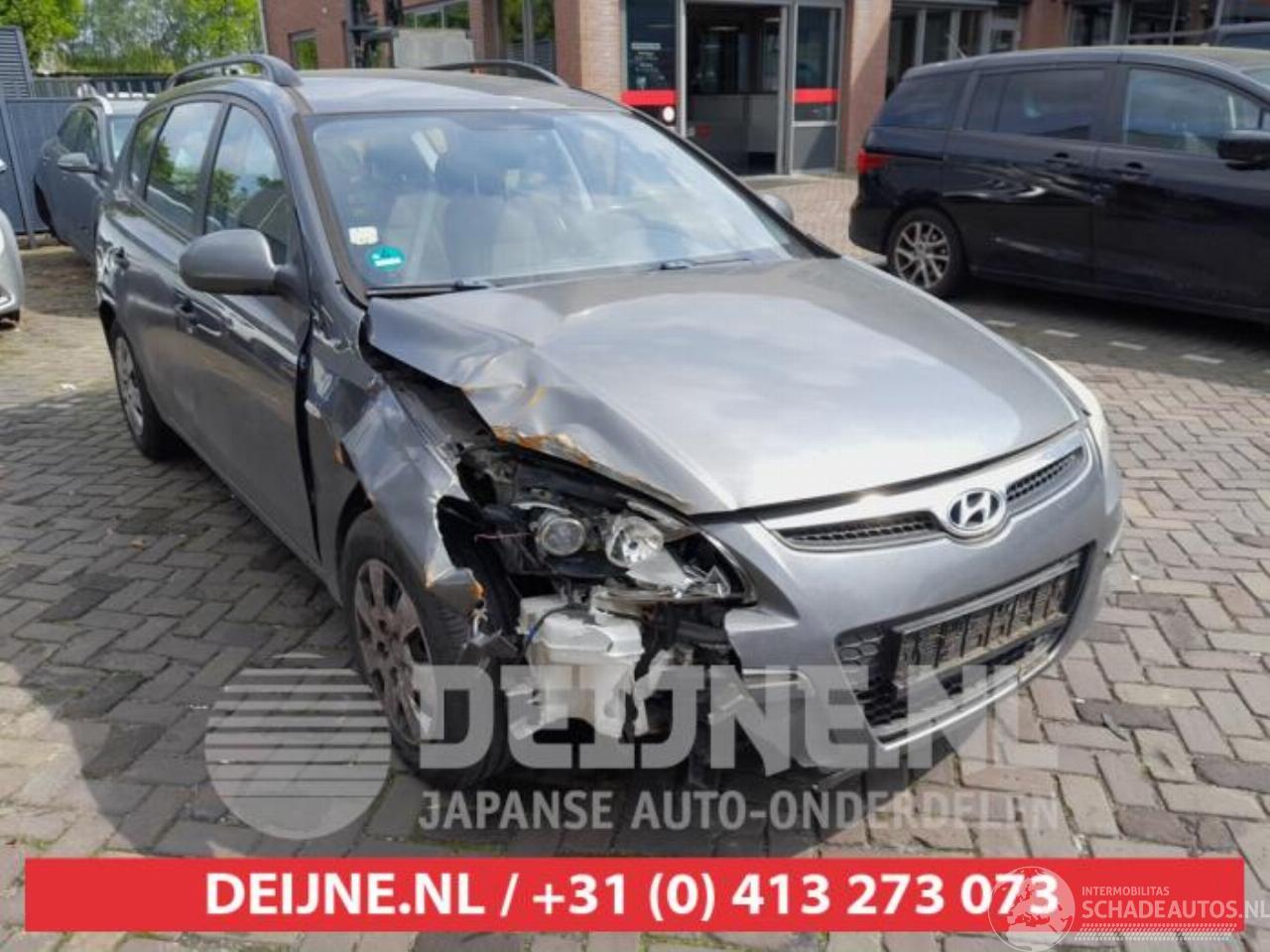 Hyundai I-30 i30 Crosswagon (WWH), Combi, 2007 / 2012 1.6 CVVT 16V