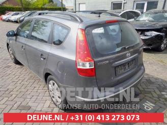 Hyundai I-30 i30 Crosswagon (WWH), Combi, 2007 / 2012 1.6 CVVT 16V picture 5