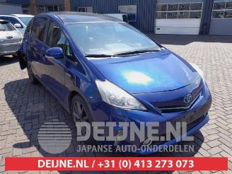 Purkuautot passenger cars Toyota Prius Plus Prius Plus (ZVW4), MPV, 2011 1.8 Hybrid 16V 2012/8