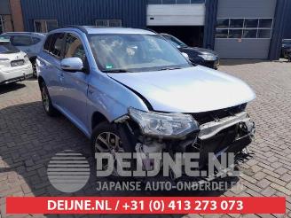 Sloopauto Mitsubishi Outlander Outlander (GF/GG), SUV, 2012 / 2022 2.0 16V PHEV 4x4 2013/11