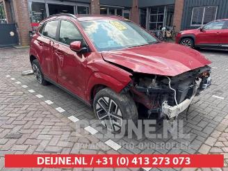 Vrakbiler auto Hyundai Kona Kona (OS), SUV, 2017 / 2023 64 kWh 2022/5