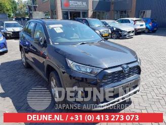 Uttjänta bilar auto Toyota Rav-4 RAV4 (A5), Terreinwagen, 2018 2.5 Hybrid 16V AWD 2019/6