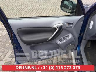 Toyota Rav-4 RAV4 (A2), Terreinwagen, 2000 / 2005 2.0 16V VVT-i 4x4 picture 10