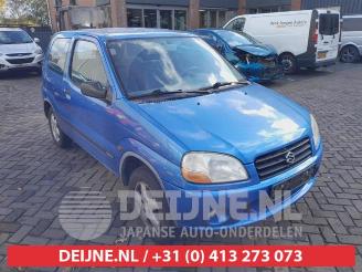 Vrakbiler auto Suzuki Ignis Ignis (FH), Hatchback, 2000 / 2005 1.3 16V 2002/8