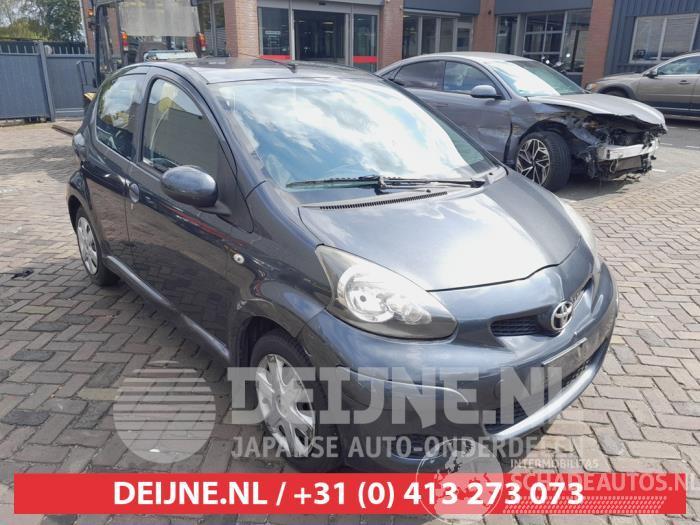 Toyota Aygo Aygo (B10), Hatchback, 2005 / 2014 1.0 12V VVT-i