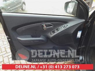 Hyundai Ix35 iX35 (LM), SUV, 2009 / 2015 1.6 GDI 16V picture 10