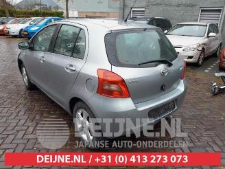 Toyota Yaris Yaris II (P9), Hatchback, 2005 / 2014 1.3 16V VVT-i picture 5