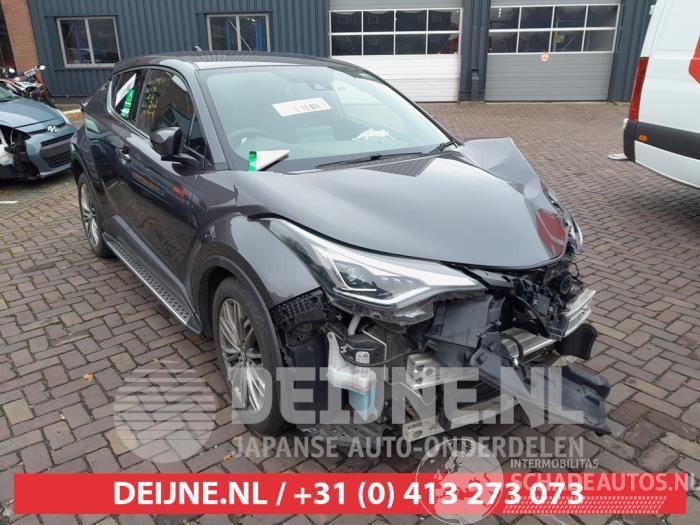 Toyota C-HR C-HR (X1,X5), SUV, 2016 2.0 16V Hybrid