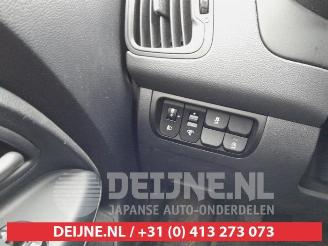 Kia Rio Rio III (UB), Hatchback, 2011 / 2017 1.2 CVVT 16V picture 14