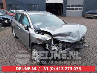 Vrakbiler auto Toyota Auris  2017/3