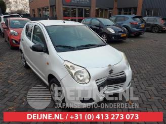 krockskadad bil auto Suzuki Alto Alto, Hatchback 5-drs, 2009 1.0 12V 2010/9