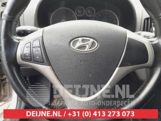 Hyundai I-30 i30 (FD), Hatchback, 2007 / 2011 1.6 CVVT 16V picture 17