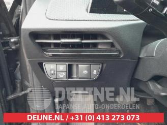 Kia EV6 EV6 (CV), Hatchback, 2021 77.4 kWh RWD picture 25