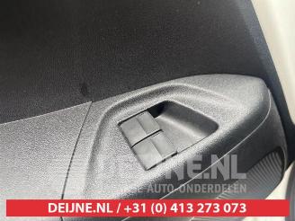 Toyota Aygo Aygo (B40), Hatchback, 2014 1.0 12V VVT-i picture 15