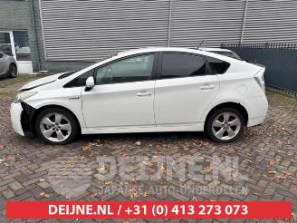Toyota Prius Prius (ZVW3), Hatchback, 2009 / 2016 1.8 16V picture 4