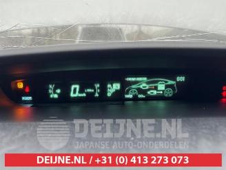 Toyota Prius Prius (ZVW3), Hatchback, 2009 / 2016 1.8 16V picture 9