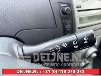 Toyota Yaris Yaris II (P9), Hatchback, 2005 / 2014 1.3 16V VVT-i picture 11