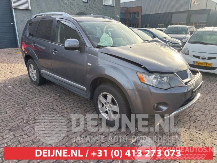 Mitsubishi Outlander Outlander (CW), SUV, 2006 / 2012 2.4 16V Mivec 4x2