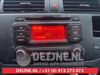 Kia Rio Rio III (UB), Hatchback, 2011 / 2017 1.2 CVVT 16V picture 10