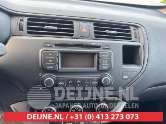 Kia Rio Rio III (UB), Hatchback, 2011 / 2017 1.2 CVVT 16V picture 10