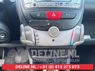 Toyota Aygo Aygo (B10), Hatchback, 2005 / 2014 1.0 12V VVT-i picture 11