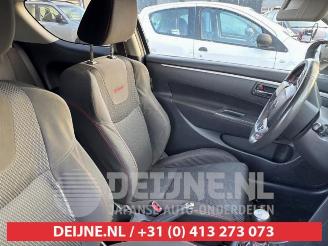 Suzuki Swift Swift (ZA/ZC/ZD), Hatchback, 2010 / 2017 1.6 Sport VVT 16V picture 20