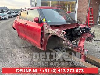 Vrakbiler auto Suzuki Swift Swift (ZC/ZD), Hatchback 5-drs, 2017 1.4 Booster Jet Sport Turbo 16V 2018/4