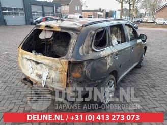 Mitsubishi Outlander Outlander (GF/GG), SUV, 2012 / 2022 2.0 16V PHEV 4x4 picture 6