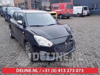 Coche siniestrado Suzuki Swift Swift (ZC/ZD), Hatchback 5-drs, 2017 1.2 Dual Jet 16V 2019