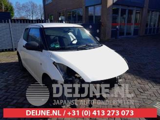 Vrakbiler auto Suzuki Swift Swift (ZA/ZC/ZD), Hatchback, 2010 / 2017 1.2 16V 2012/0