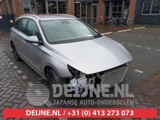 Vrakbiler auto Hyundai I-30 i30 Wagon (PDEF5), Combi, 2017 1.5 DPi 16V 2022/12