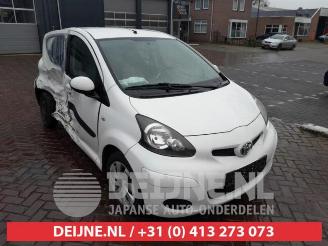 Uttjänta bilar auto Toyota Aygo Aygo (B10), Hatchback, 2005 / 2014 1.0 12V VVT-i 2010/7