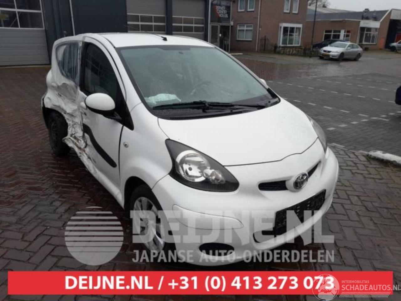 Toyota Aygo Aygo (B10), Hatchback, 2005 / 2014 1.0 12V VVT-i