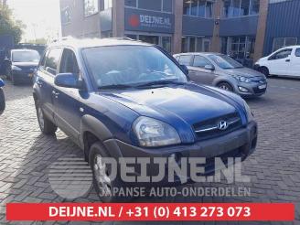 Vrakbiler auto Hyundai Tucson Tucson (JM), SUV, 2004 / 2010 2.0 16V CVVT 4x2 2004/9