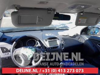 Hyundai Ix35 iX35 (LM), SUV, 2009 / 2015 2.0 16V picture 15