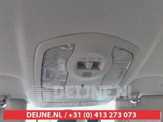 Toyota Prius Prius (ZVW3), Hatchback, 2009 / 2016 1.8 16V Plug-in picture 18