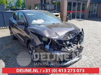Salvage car Nissan Qashqai Qashqai (J11), SUV, 2013 / 2021 1.6 DIG-T 163 16V 2016/9